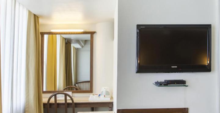 Hotel Comfort President Near Junction Station