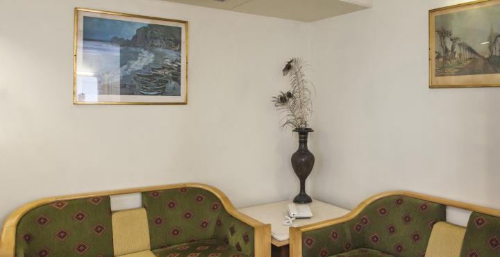 Comfort President Near Junction Station Hotel Ahmedabad