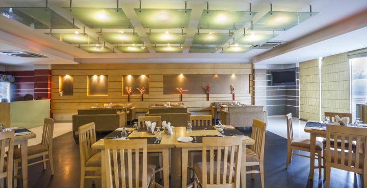 Hotel Fabhotel Cambay Sapphire