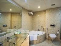 Hotel Fabhotel Cambay Sapphire 3*