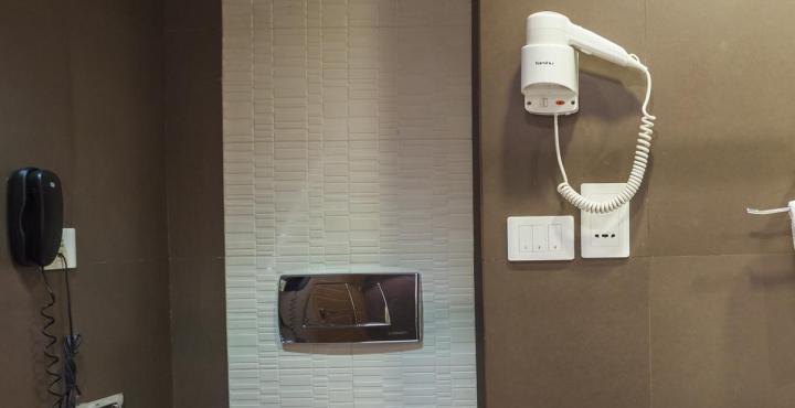 Riverview Hotel 3*