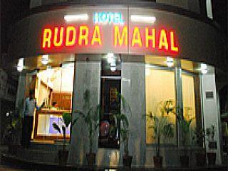 Oyo Flagship 19003 Rudra Mahal 3* Ahmedabad