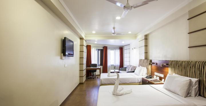 Hotel Treebo Ambassador Ahmedabad