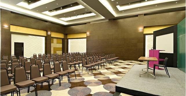Vivanta Sg Highway 5* Ahmedabad