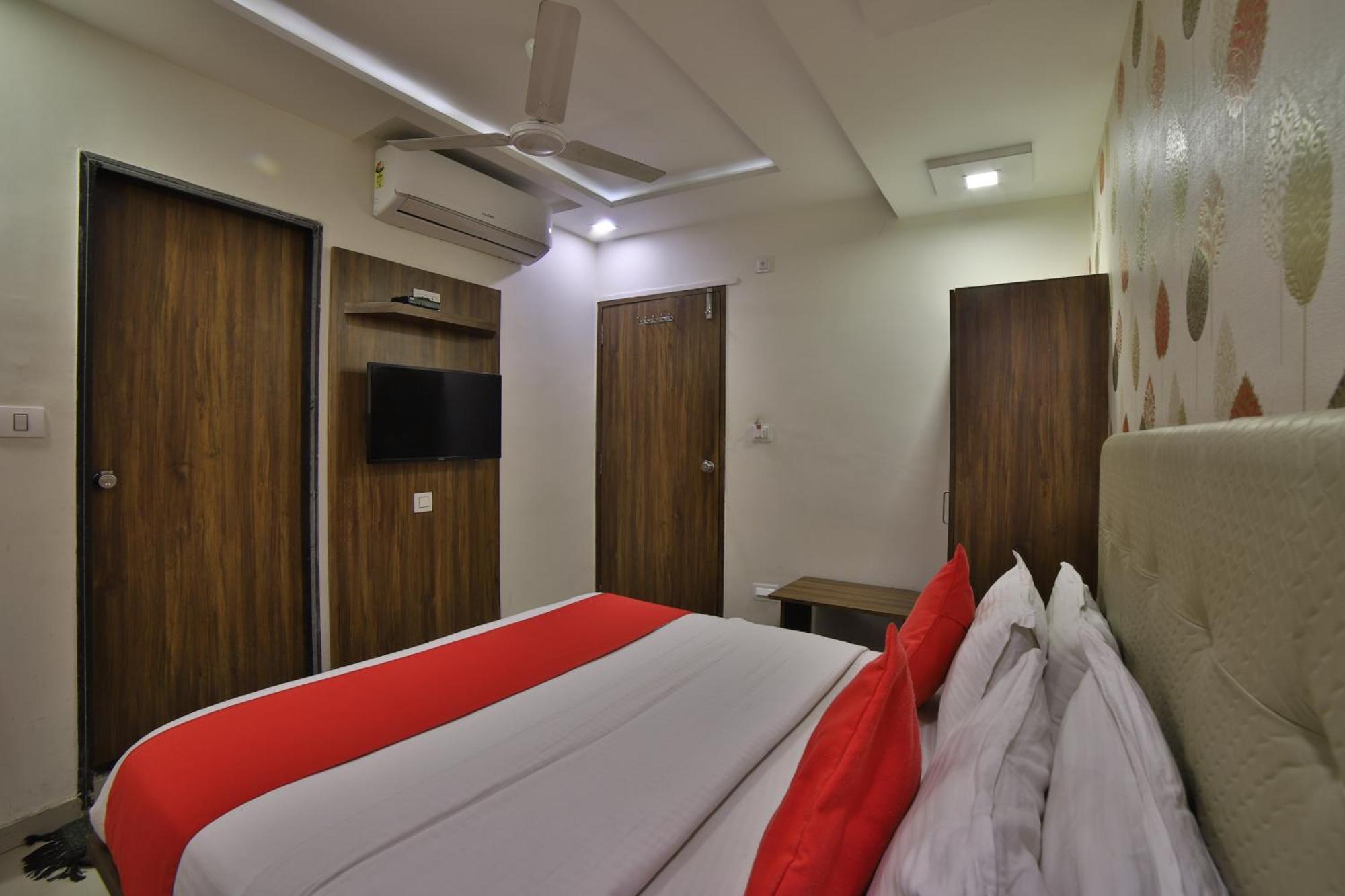 Hotel Sunstar Ahmedabad