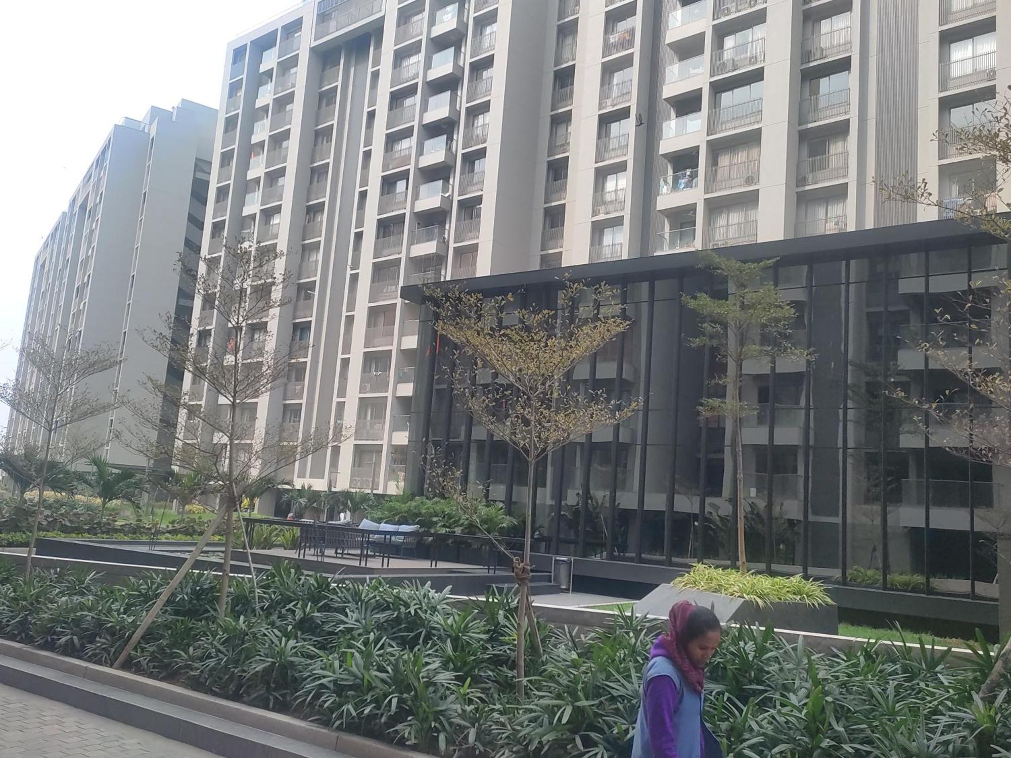 Apartment 2 Bhk For Business Or Married Couples Only *
