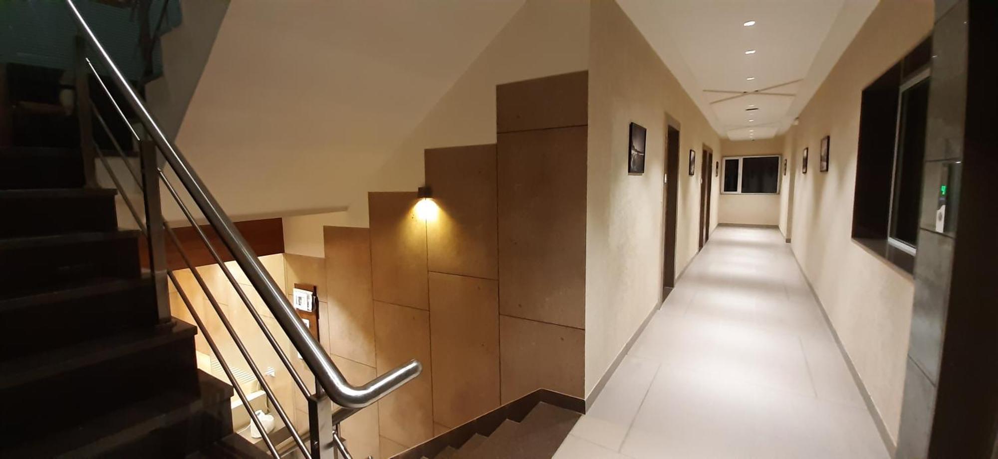 Kinara Hotel