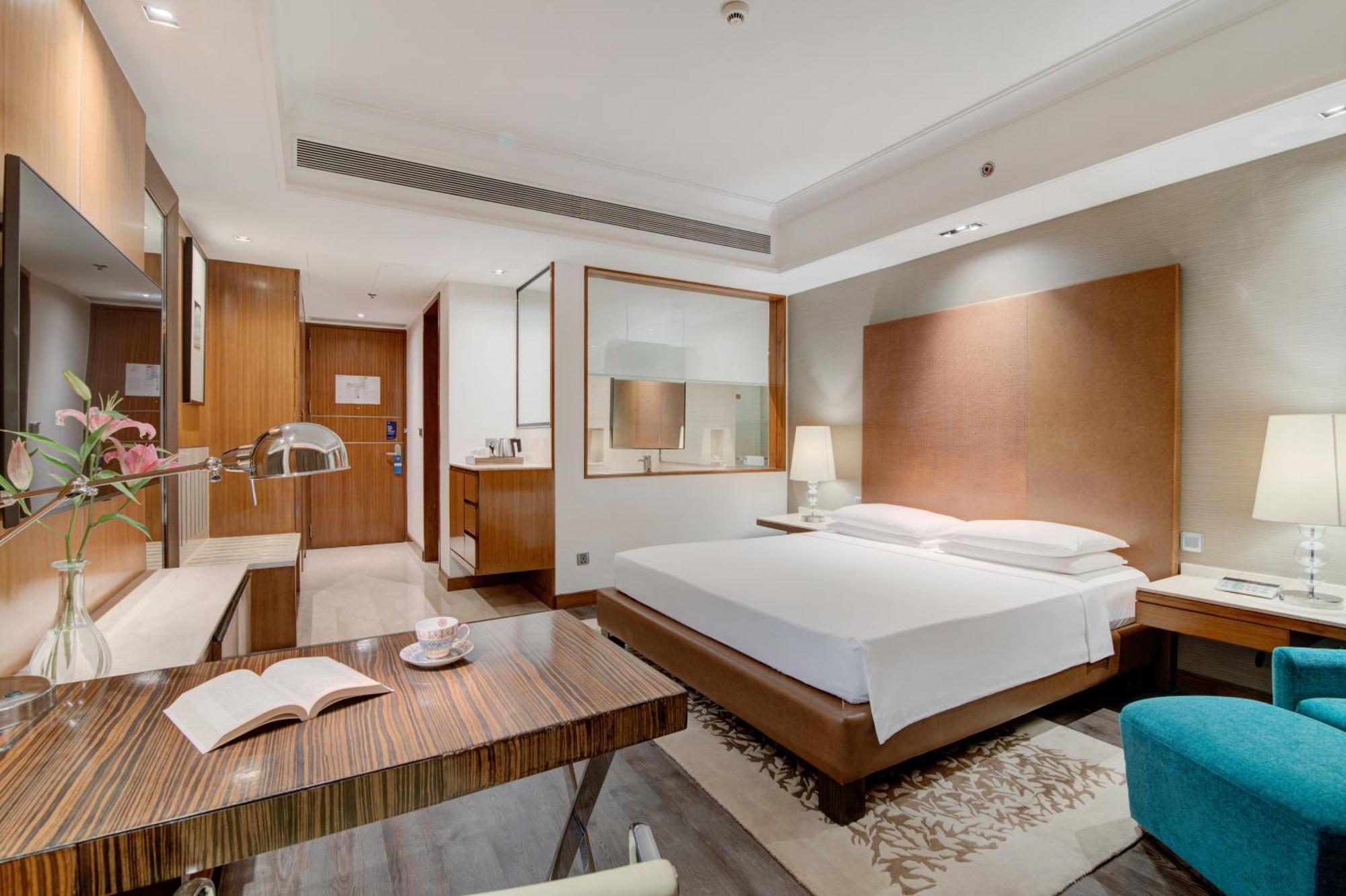 Hyatt 5*