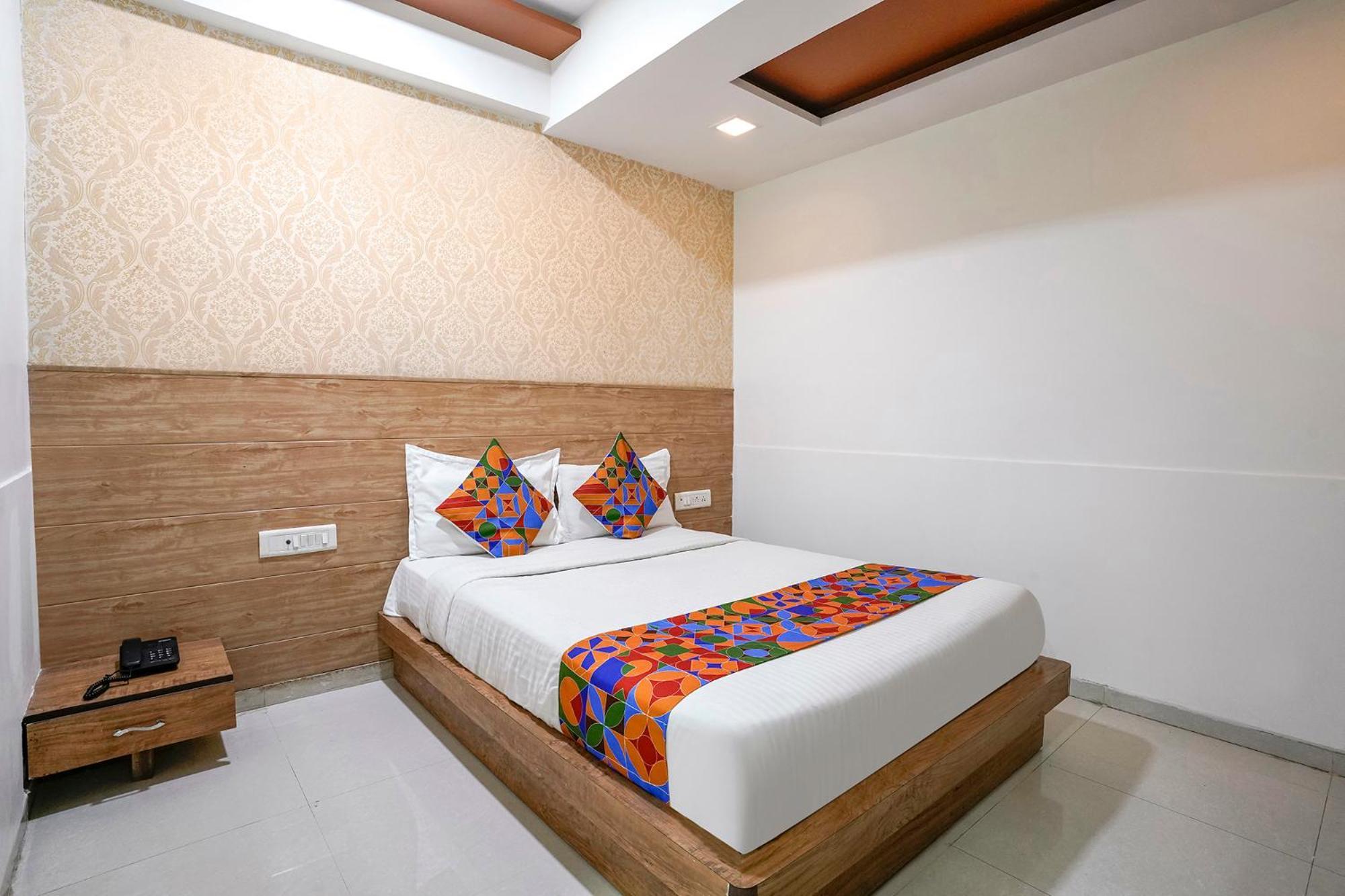 Fabhotel Galaxy I 3*