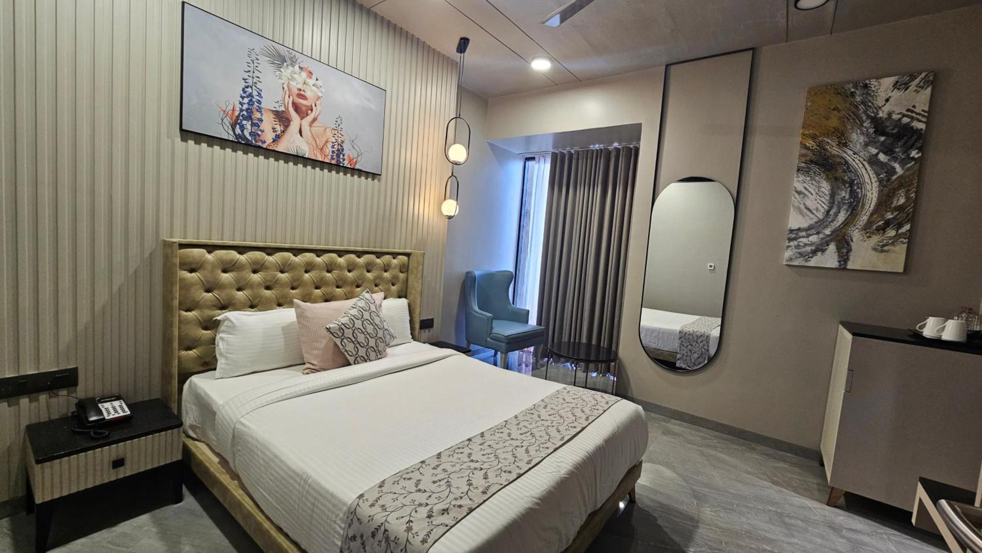 Hotel Apricot Motera 3*