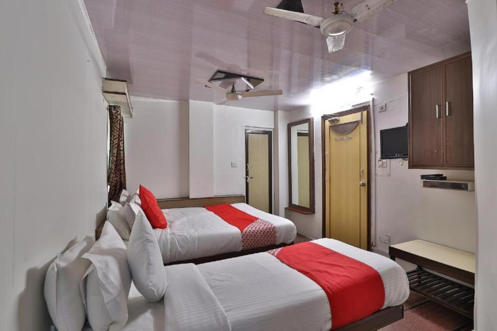 Maninagar Residency Guest house *