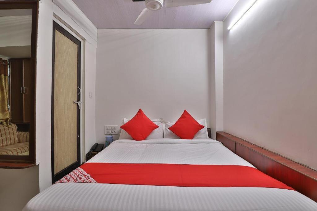 Guest house Maninagar Residency *