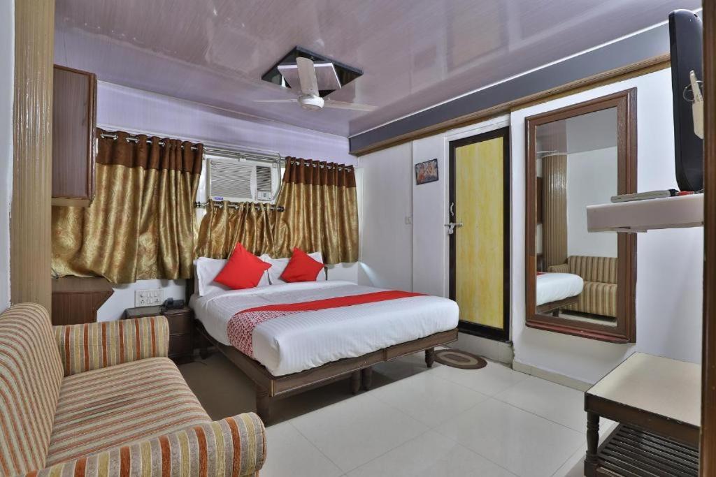 Guest house Maninagar Residency Ahmedabad