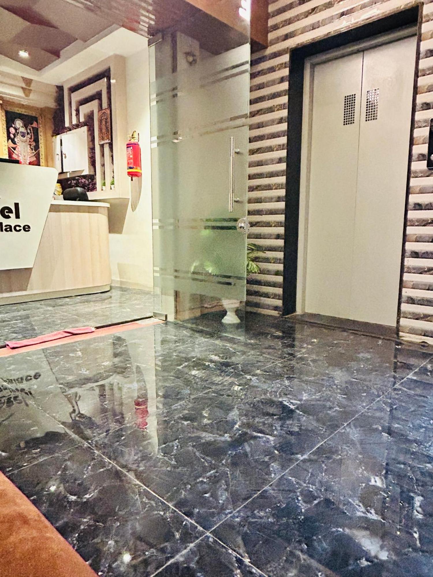 Hotel Dev Palace 3*
