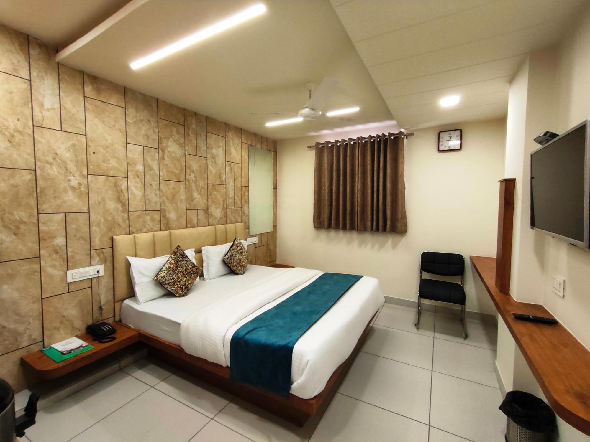 Hotel Kinara 2*