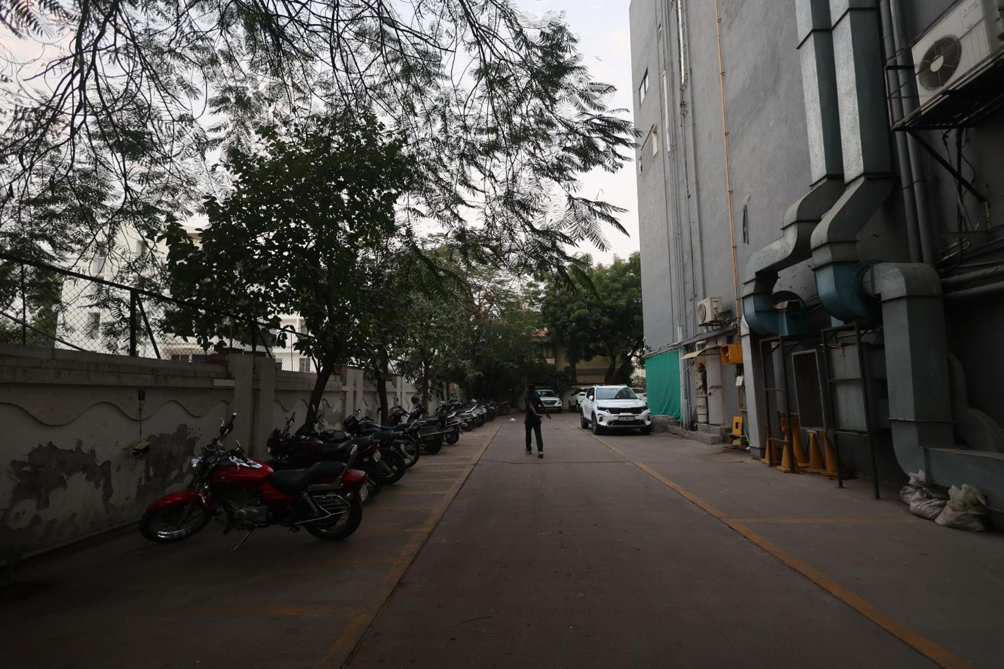 Sn Blu Hotel Ahmedabad