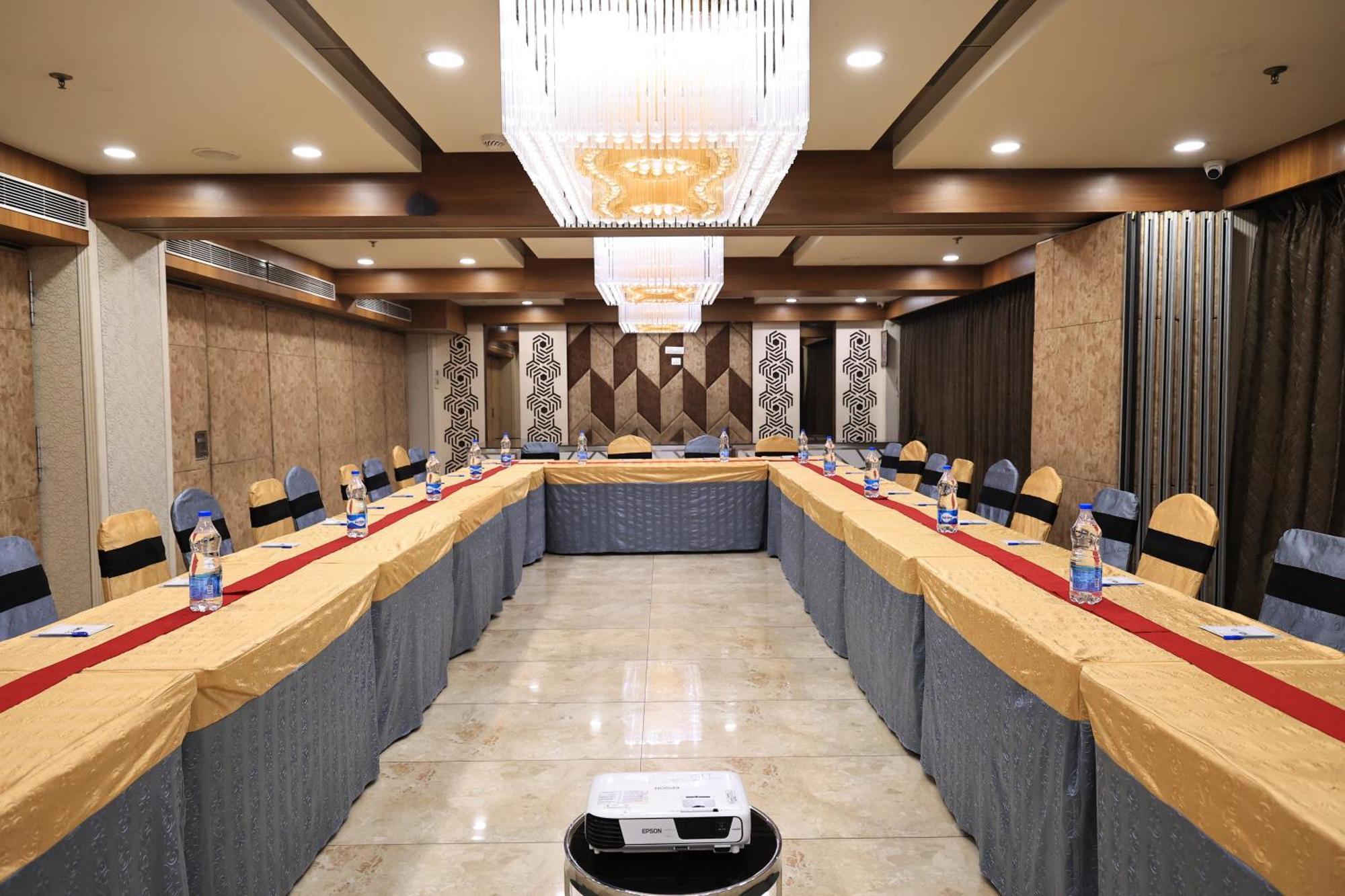 Hotel Sn Blu Ahmedabad