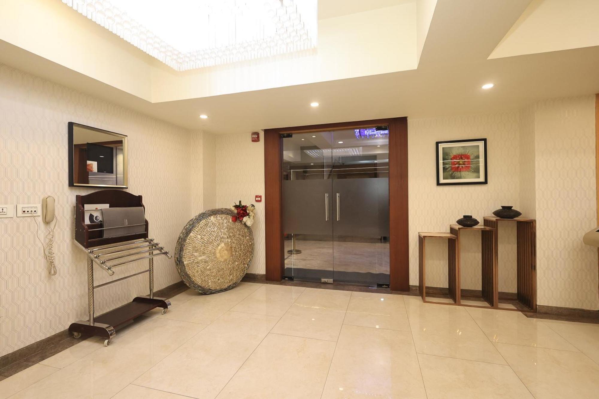 Hotel Sn Blu Ahmedabad