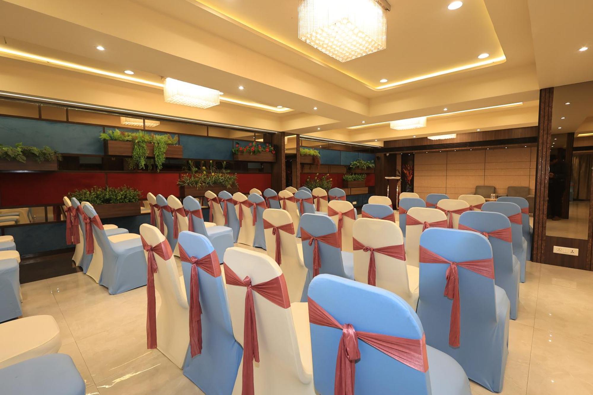 Sn Blu 3* Ahmedabad