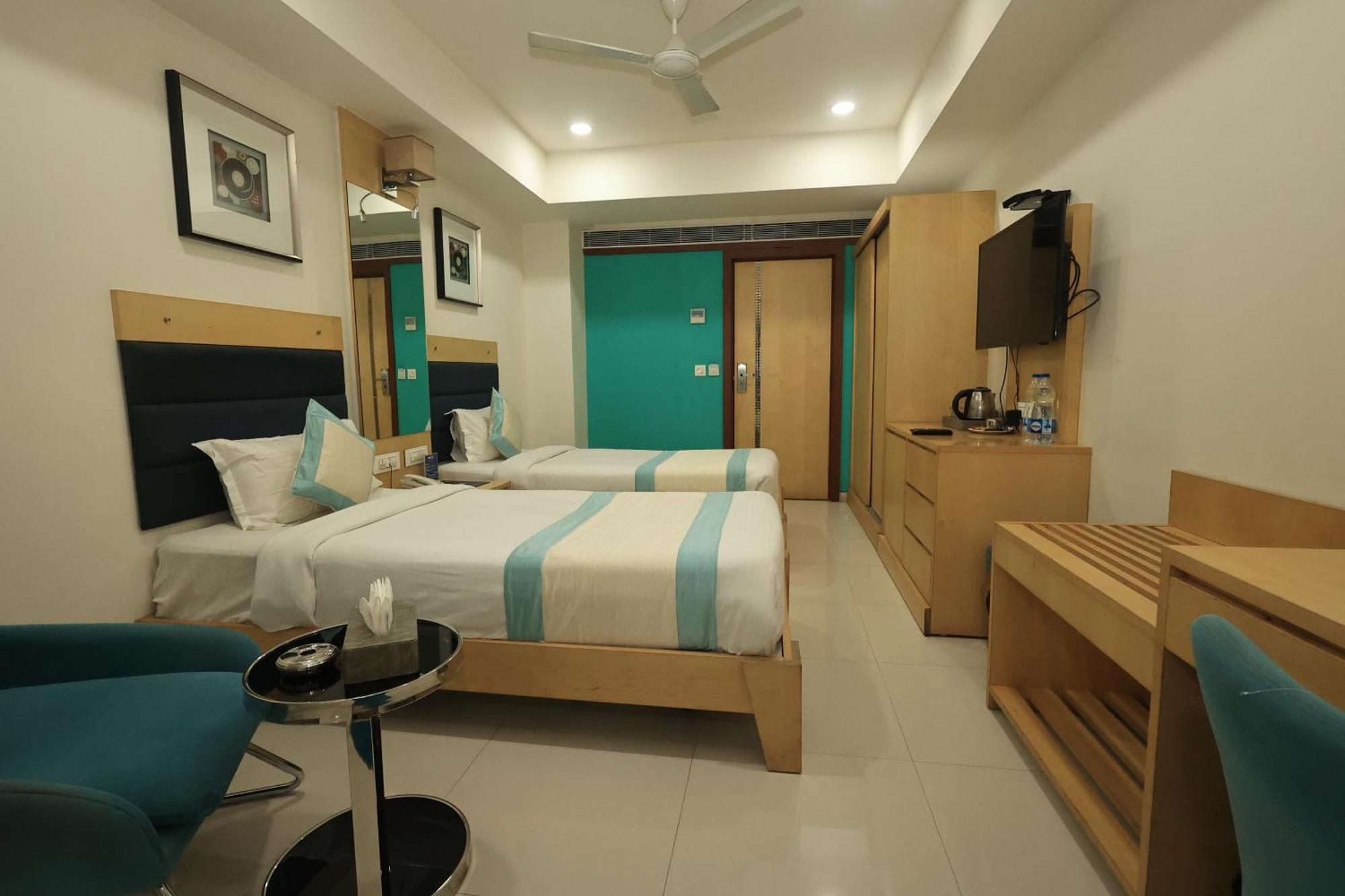 Sn Blu Hotel Ahmedabad