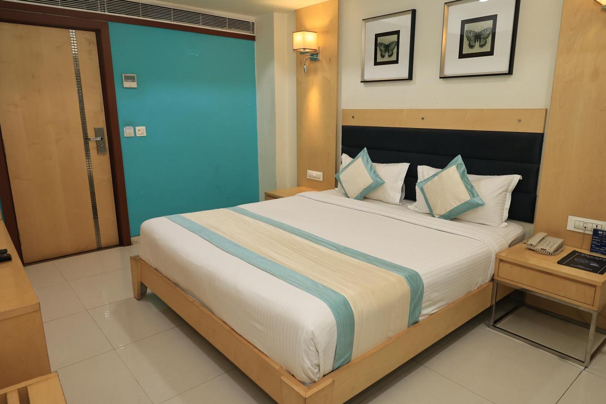 Hotel Sn Blu Ahmedabad