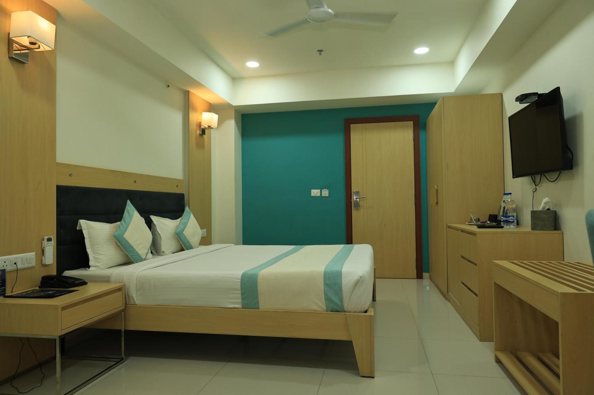 Sn Blu Hotel Ahmedabad