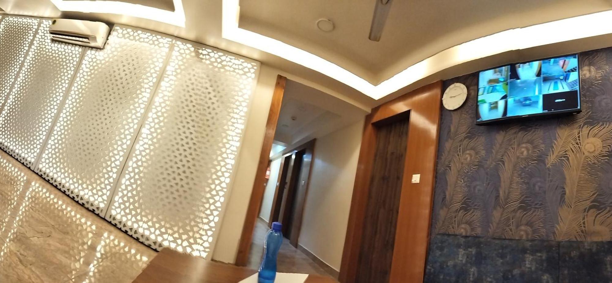 Hotel Rj Residency