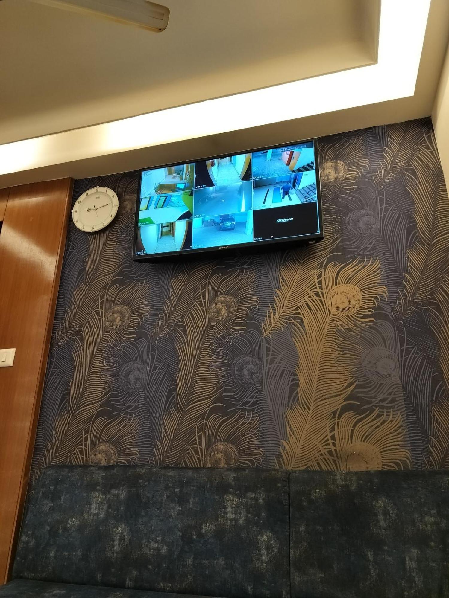 Rj Residency Hotel *