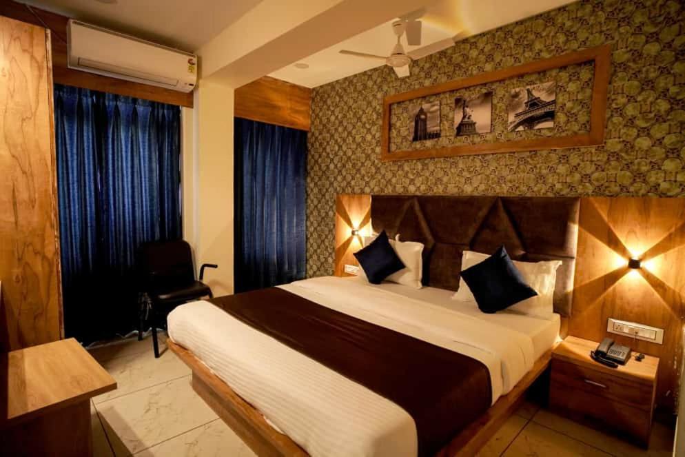 Mahaveer Hotel 2*