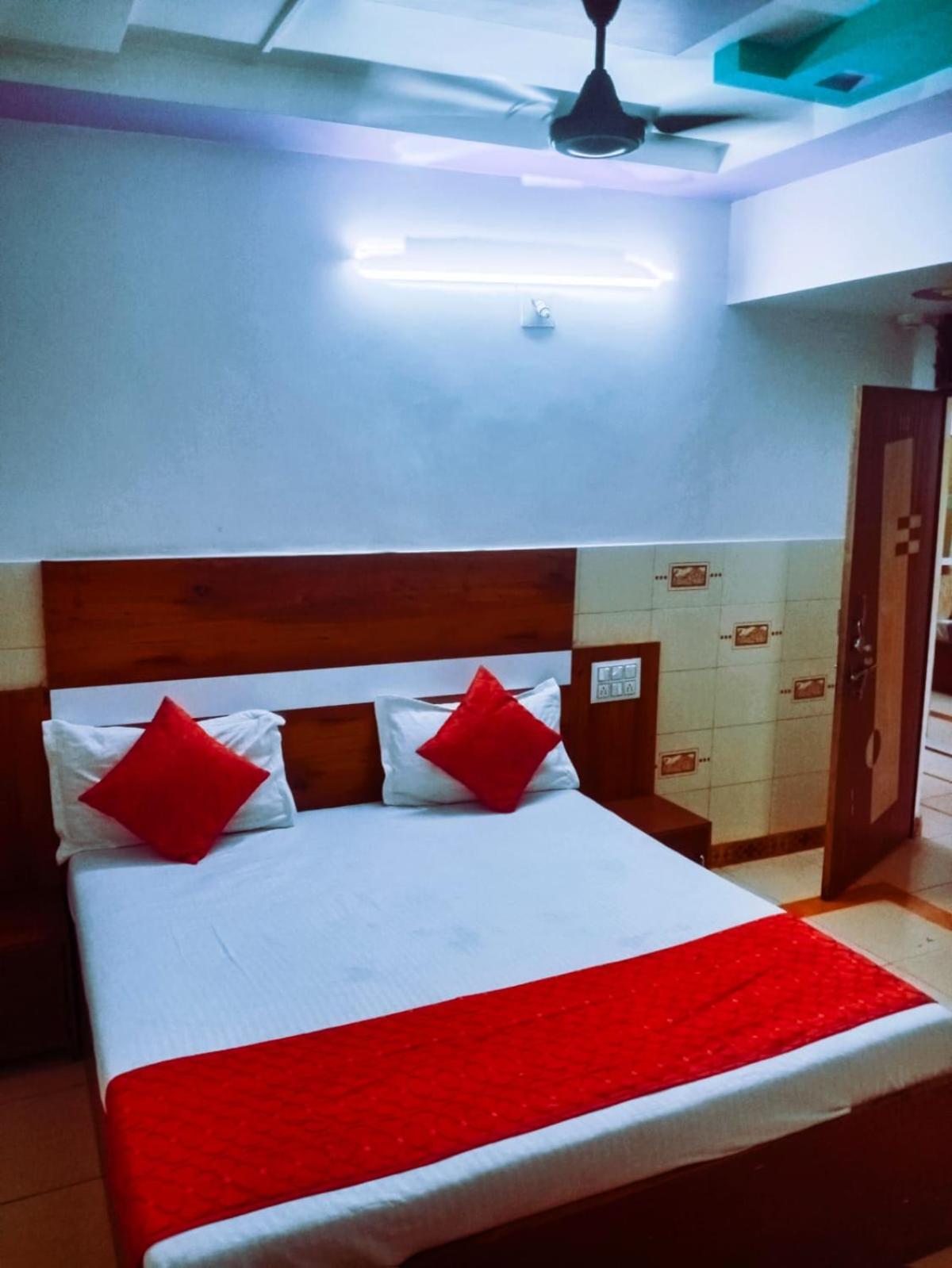 Guest house Ashadeep Ahmedabad