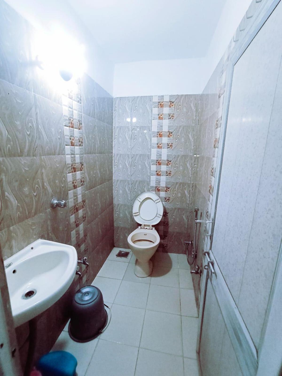 Ashadeep Guest house *