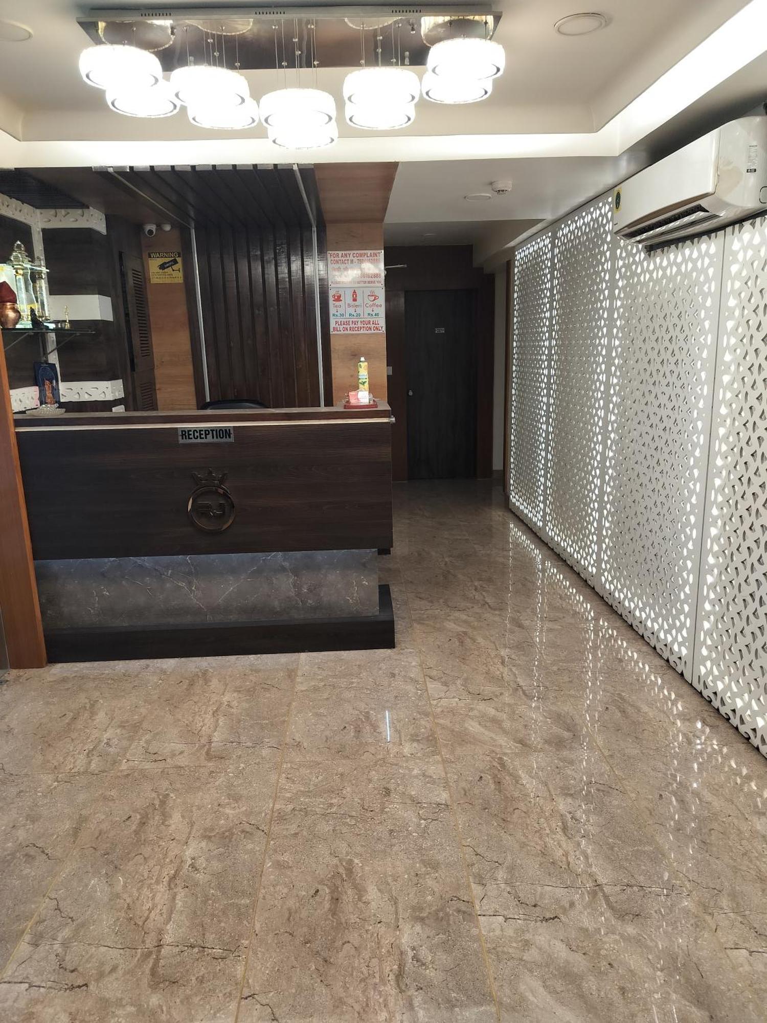 Hotel Rj Residency