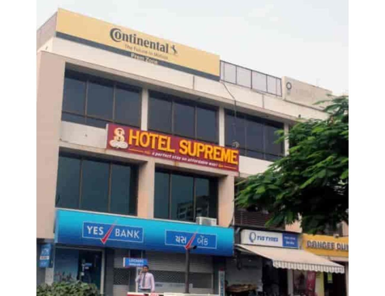 Homestay Supreme Science City,