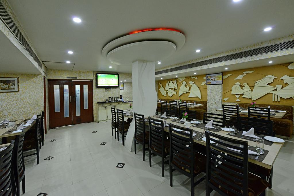 Hotel Zo Rooms Ashram Road Paldi Bus Stand 3*