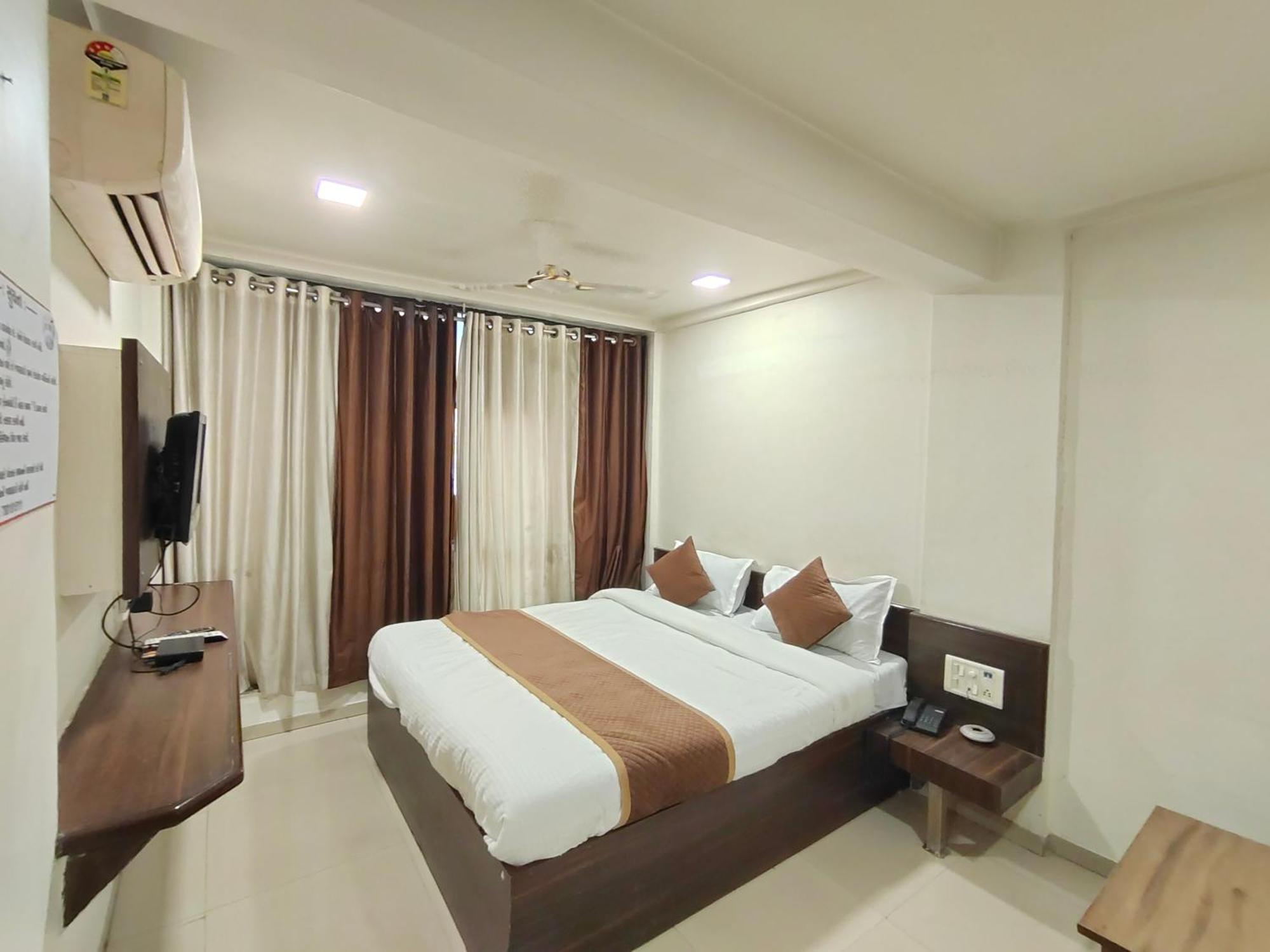 Palm Residency Ahmedabad