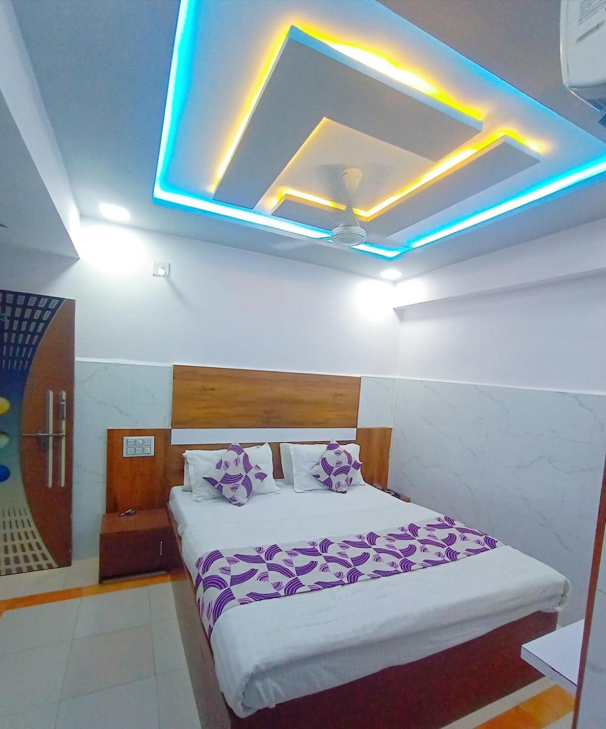 Guest house Ashadeep