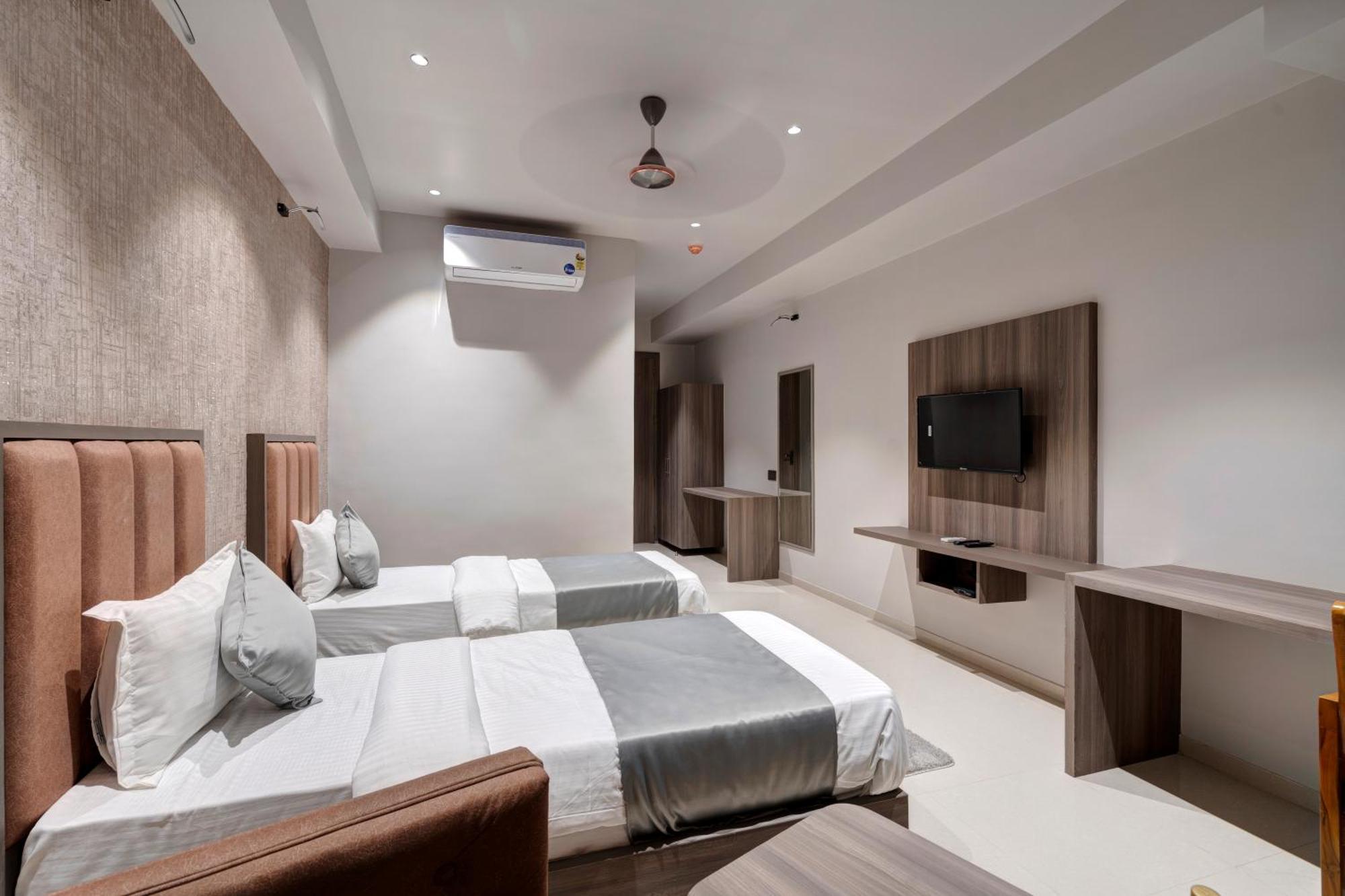 Sparsh Divine Hotel