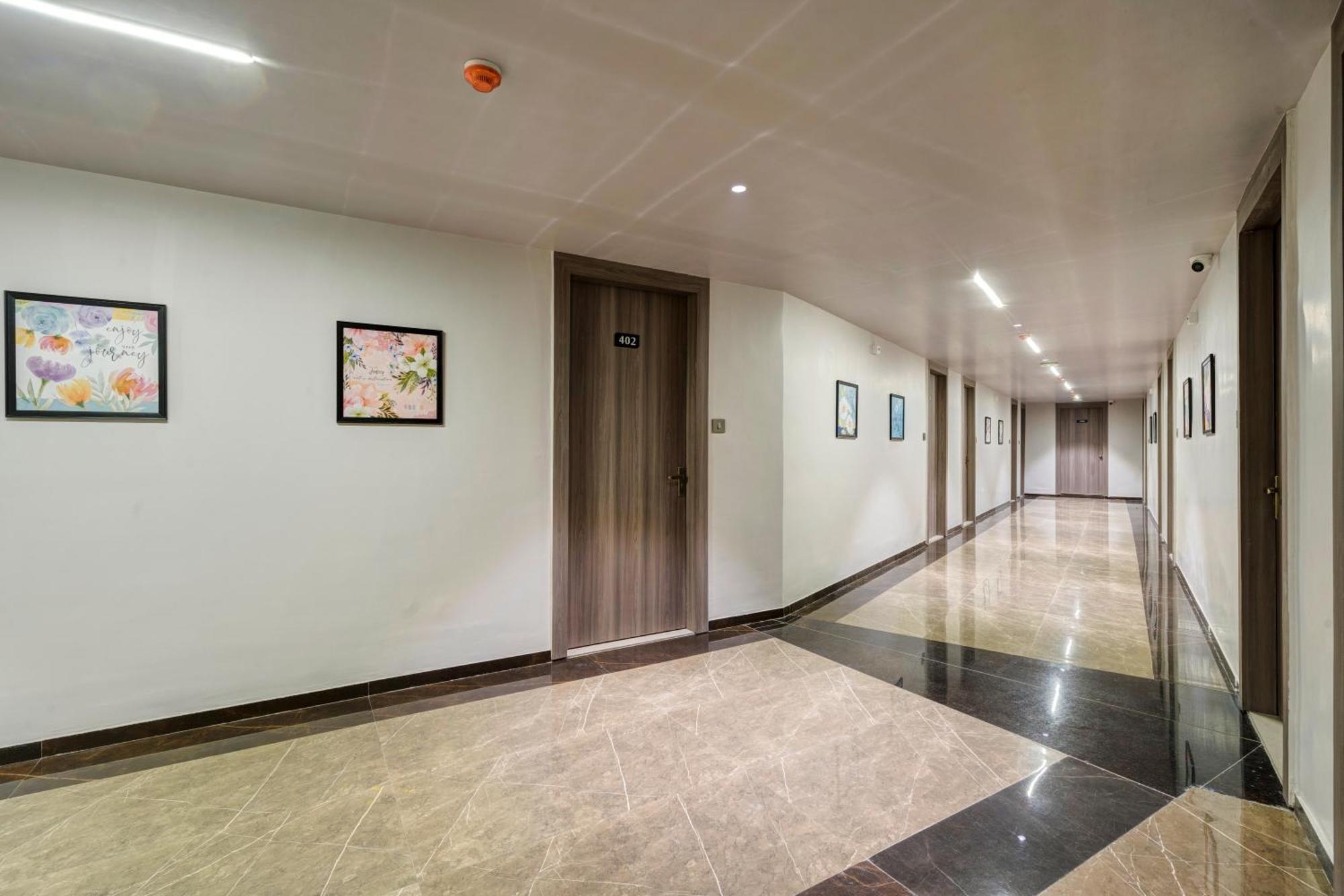 Hotel Sparsh Divine 3*