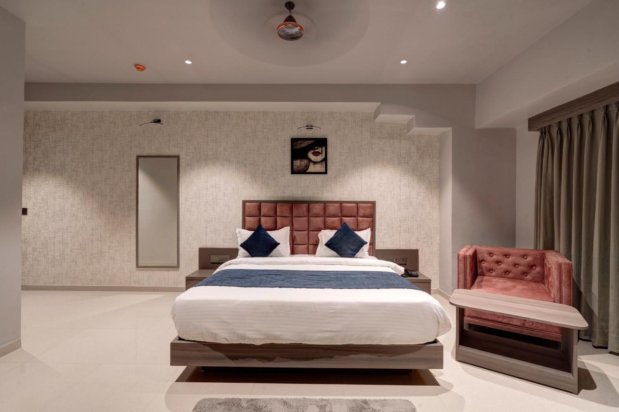 Sparsh Divine Hotel Ahmedabad