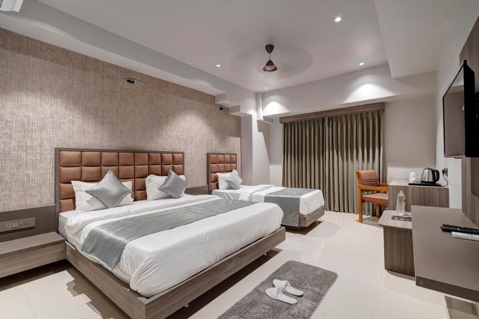 Sparsh Divine 3* Ahmedabad