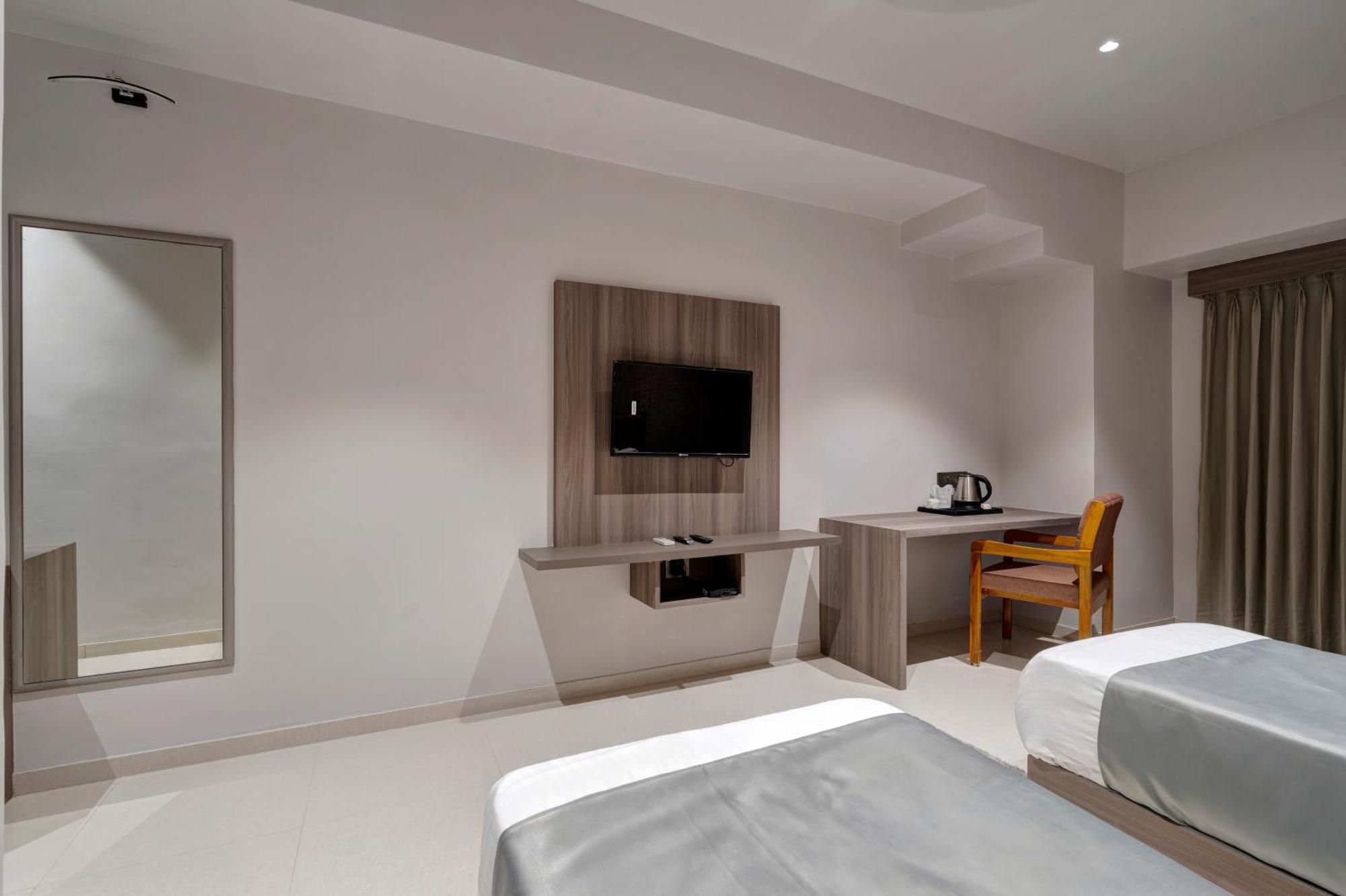 Hotel Sparsh Divine