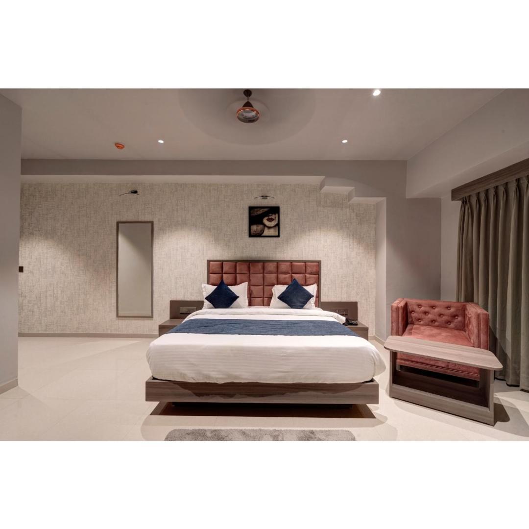 Sparsh Divine Hotel Ahmedabad