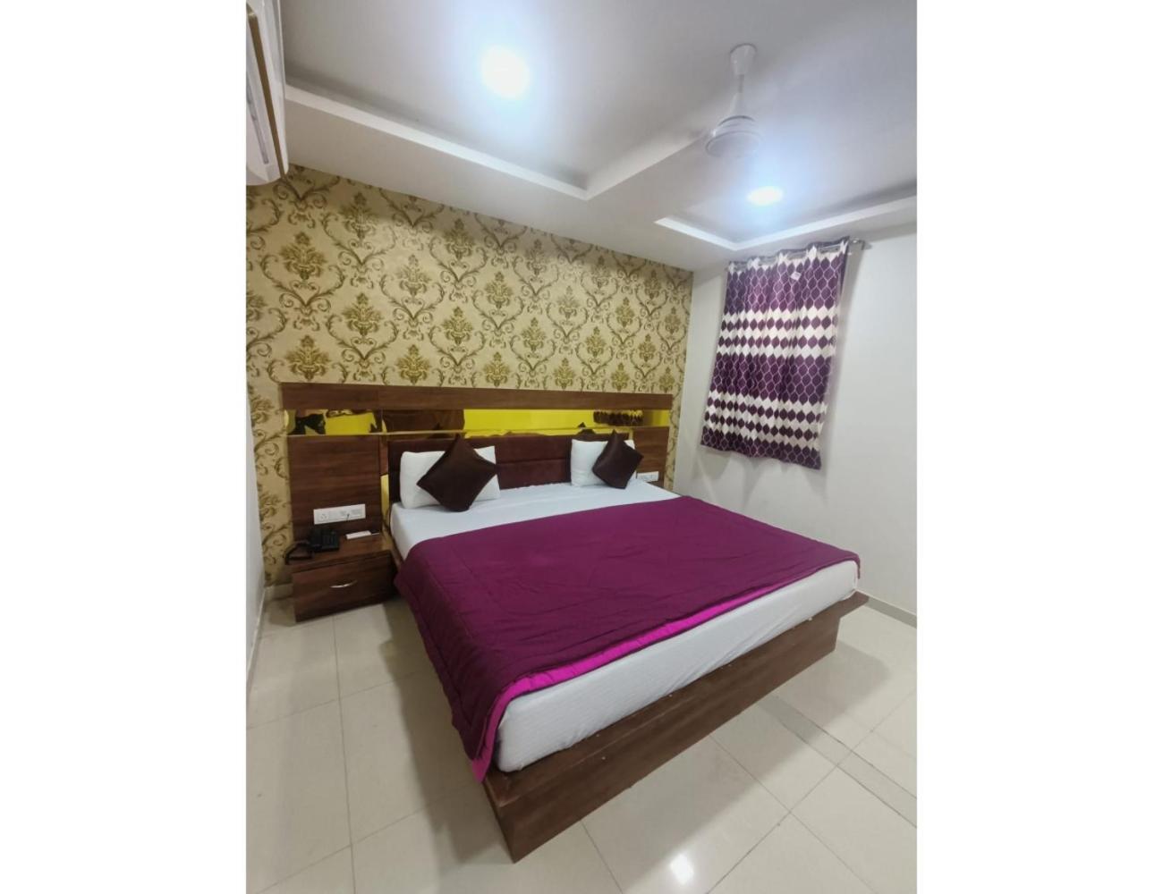 Paradise, Naroda * Ahmedabad