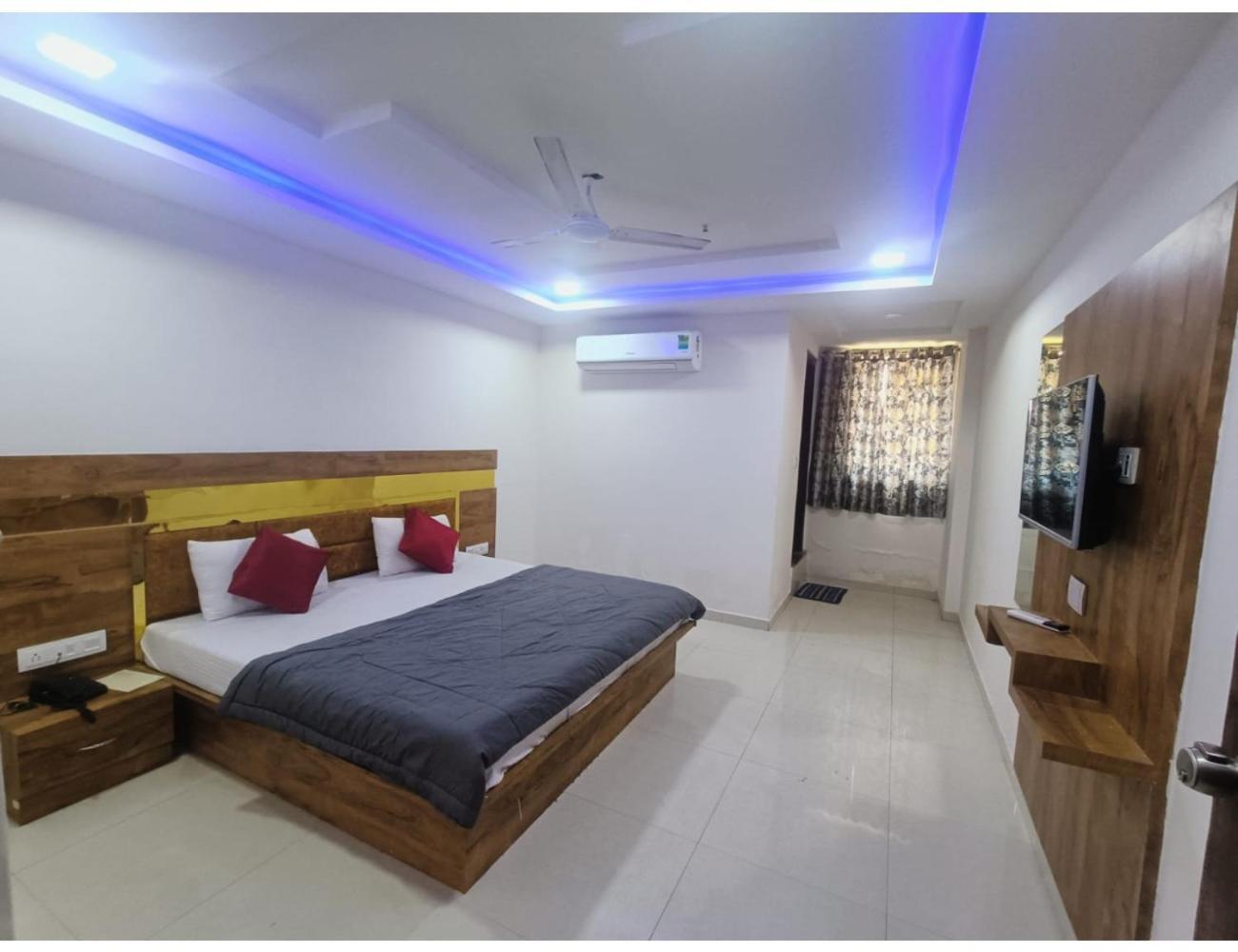 Paradise, Naroda * Ahmedabad