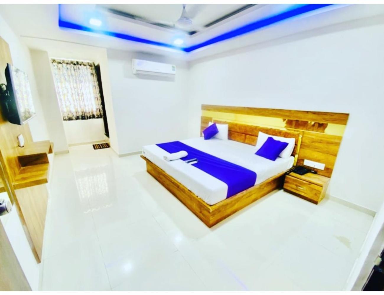 Paradise, Naroda Ahmedabad