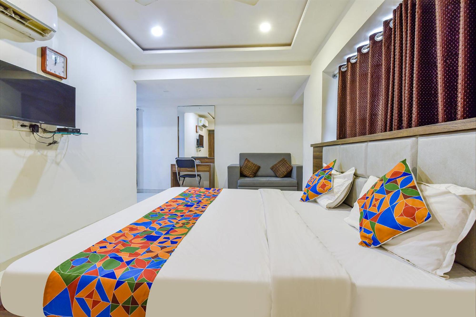 Hotel O Ashram Road Formerly Radhey Residency Ahmedabad