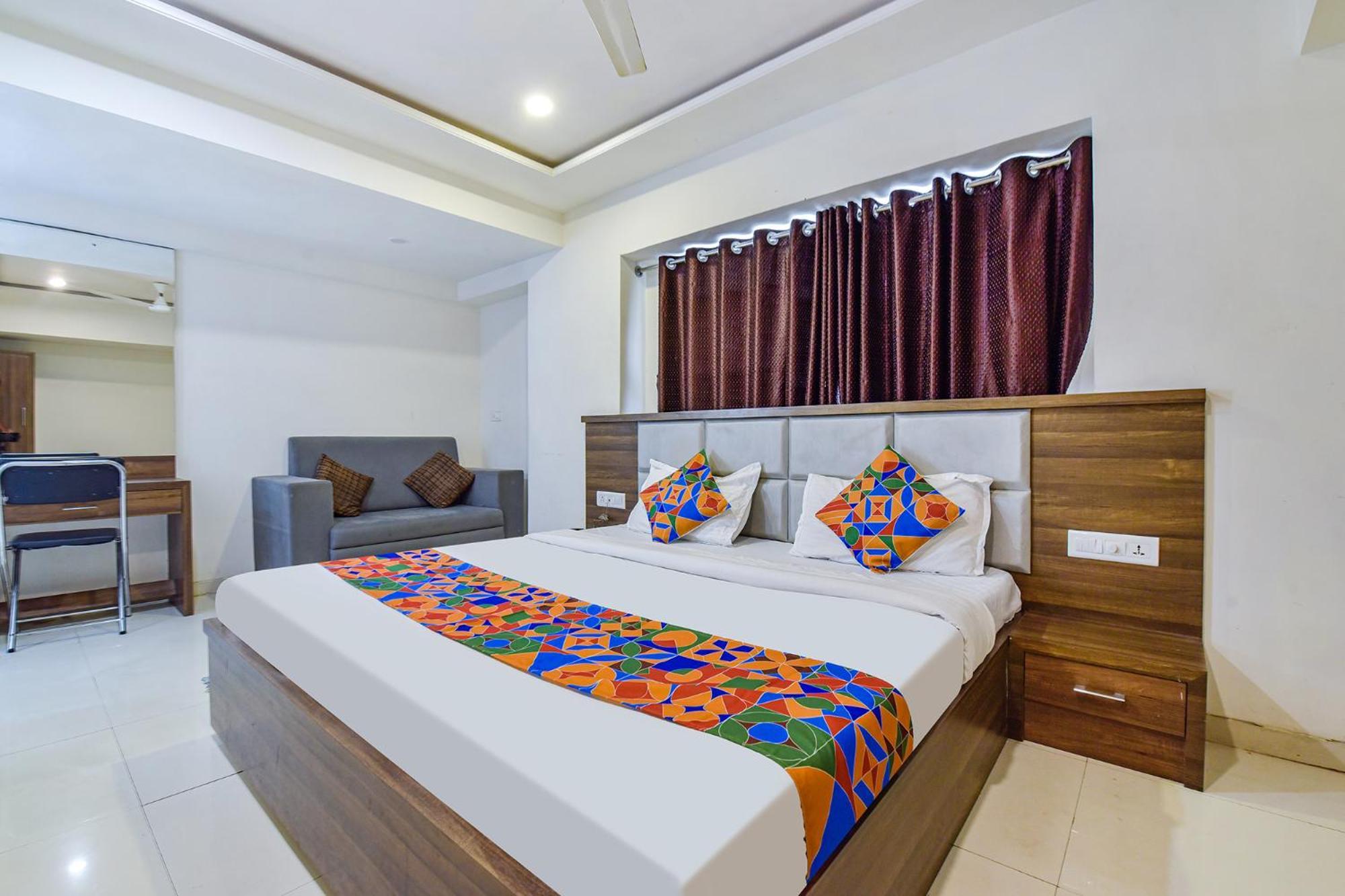 Hotel O Ashram Road Formerly Radhey Residency