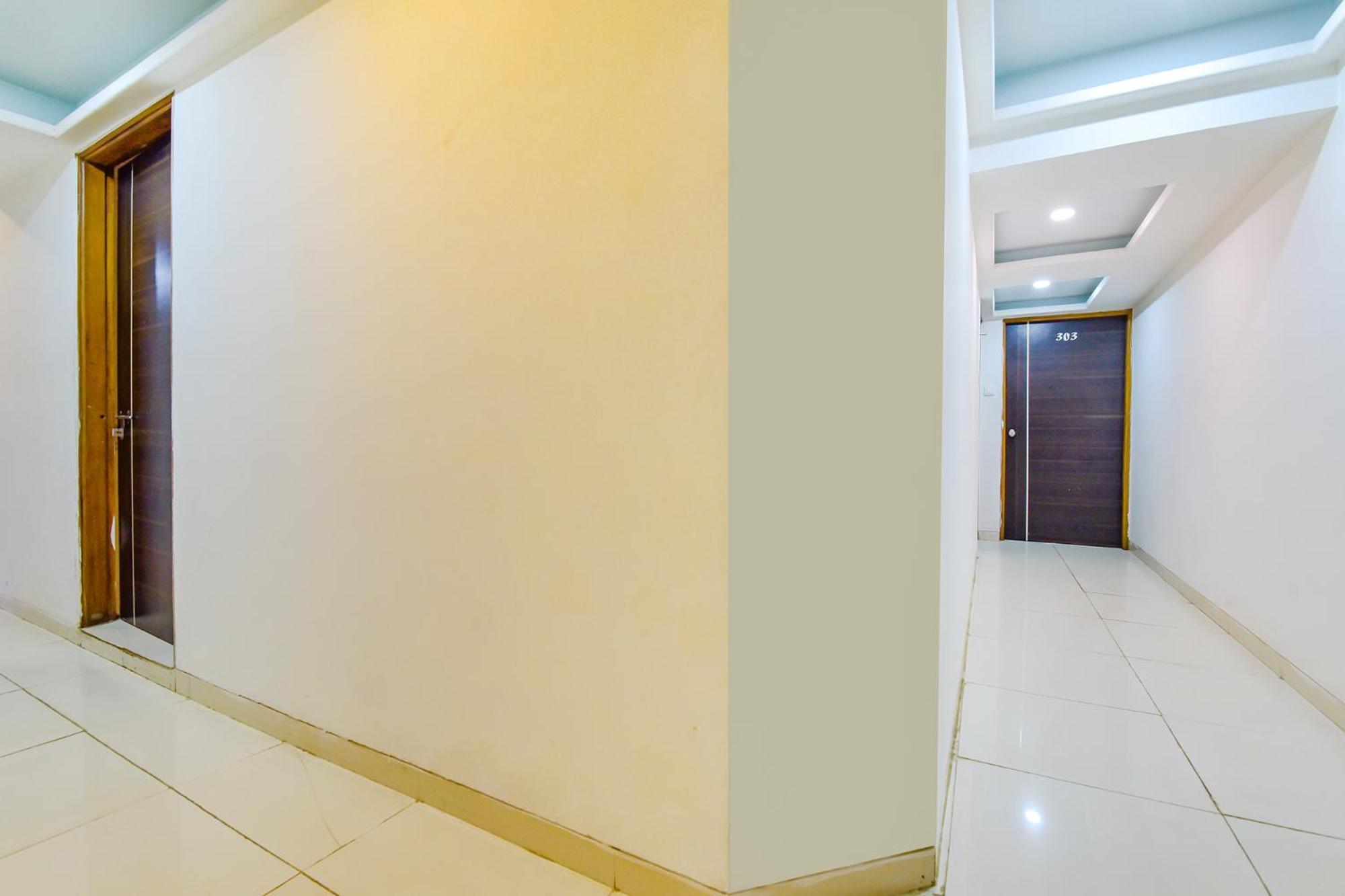 Hotel O Ashram Road Formerly Radhey Residency Ahmedabad