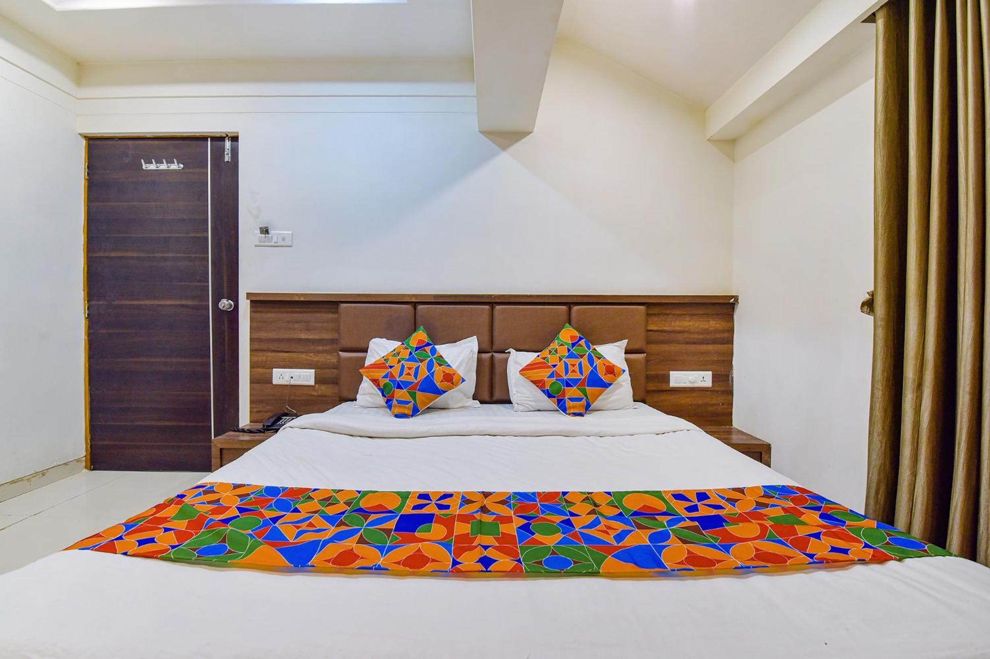O Ashram Road Formerly Radhey Residency 3* Ahmedabad