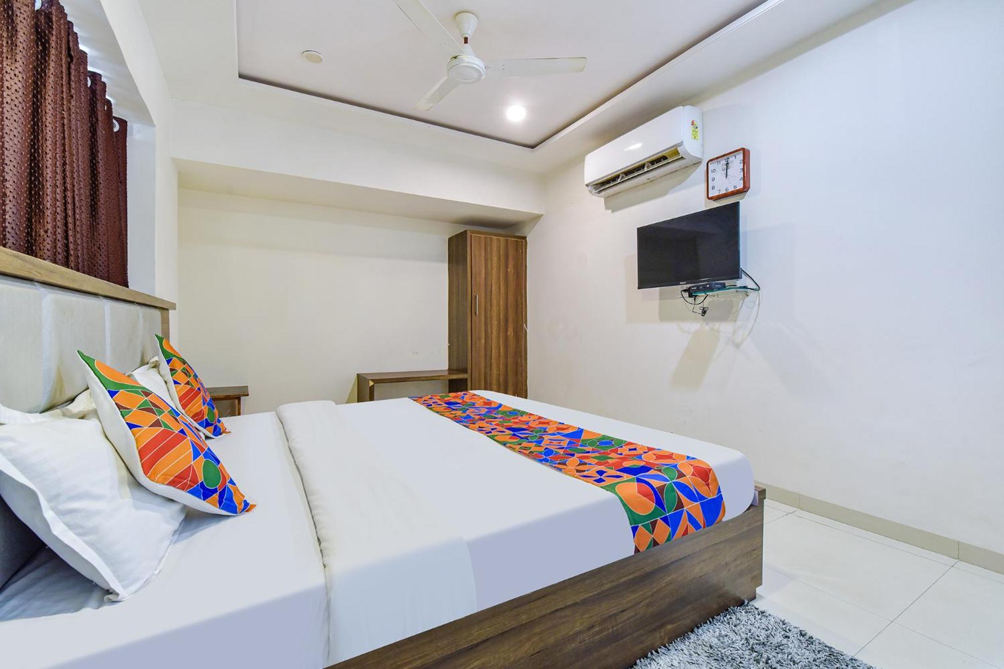Hotel O Ashram Road Formerly Radhey Residency 3*